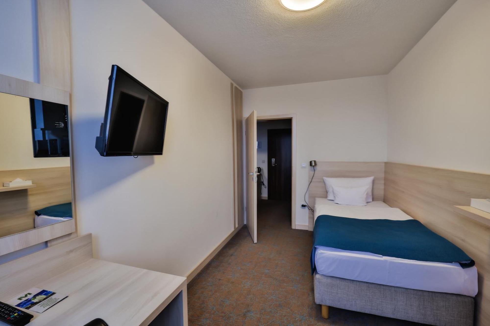 Hotel Metropol Spišská Nová Ves Exteriör bild