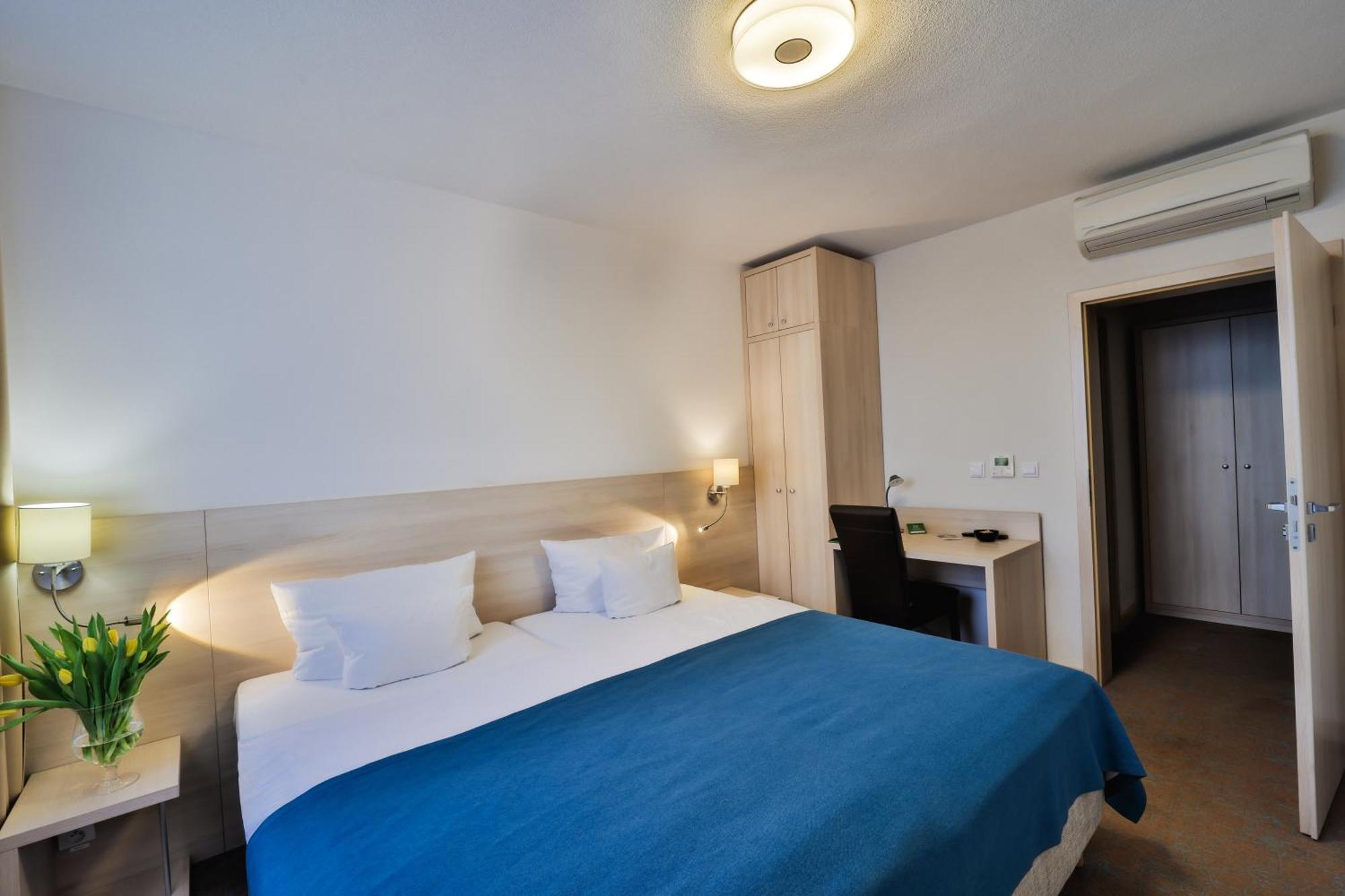 Hotel Metropol Spišská Nová Ves Exteriör bild