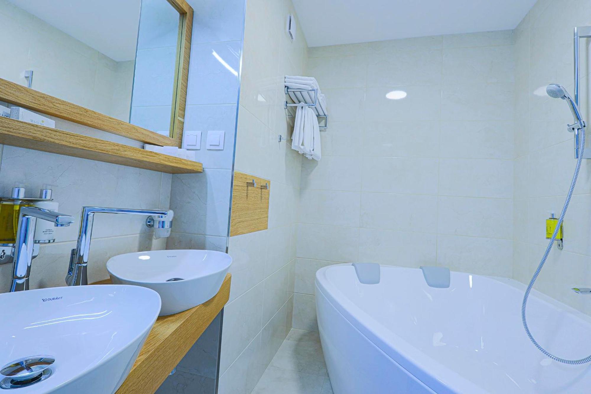 Hotel Metropol Spišská Nová Ves Exteriör bild