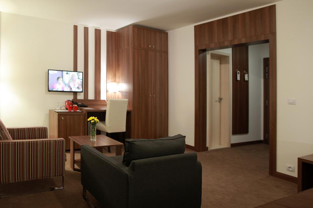 Hotel Metropol Spišská Nová Ves Rum bild