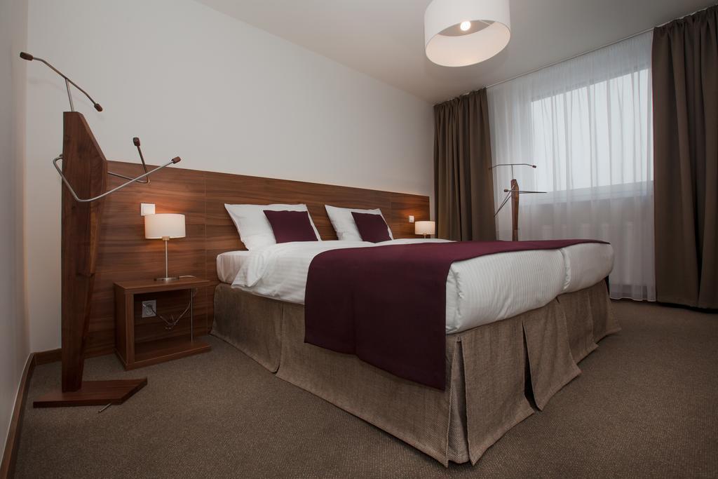 Hotel Metropol Spišská Nová Ves Exteriör bild