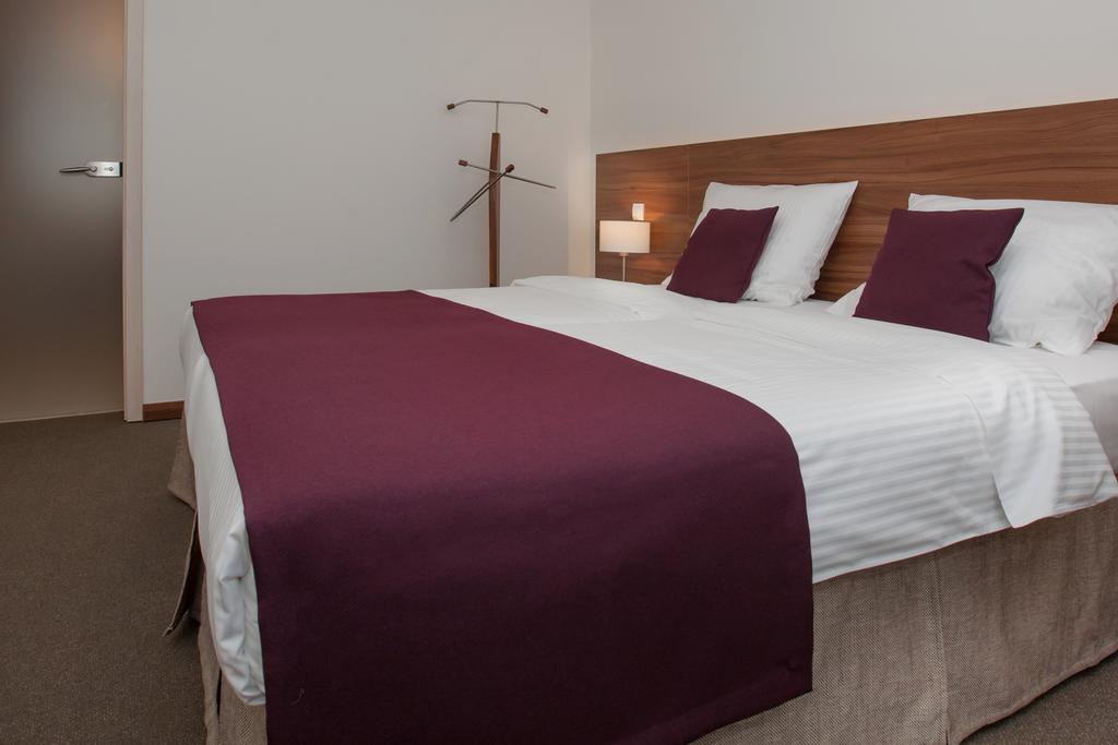 Hotel Metropol Spišská Nová Ves Exteriör bild