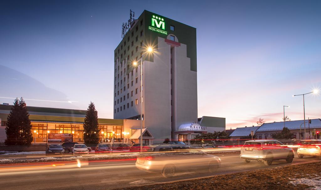 Hotel Metropol Spišská Nová Ves Exteriör bild